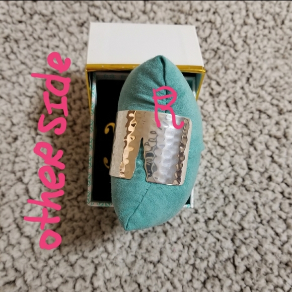 🔥 2015 RUSTIC CUFF COTM MELENA RARE SILVER 🔥 - Picture 4 of 4